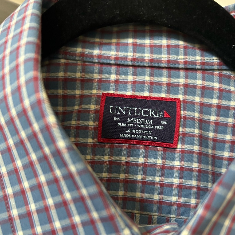 Untuckit Button Down
